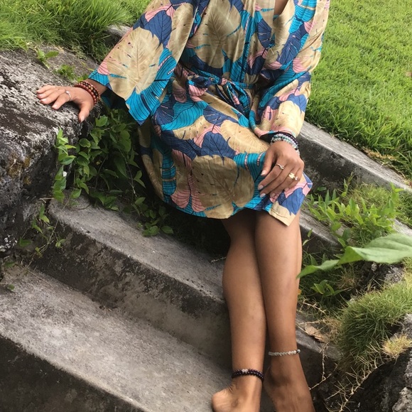 Kimono Hawai’i Asia Robe - Picture 5 of 7